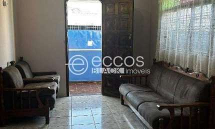 Casa para aluguel, 3 quartos, 1 suíte, 1 vaga, CENTRO - ARAGUARI/MG