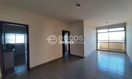 Apartamento para aluguel, 3 quartos, 1 suíte, 1 vaga, Bom Jesus - Uberlândia/MG