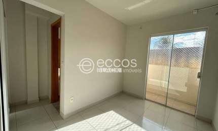 Apartamento à venda, 2 quartos, 1 suíte, 1 vaga, Tibery - Uberlândia/MG