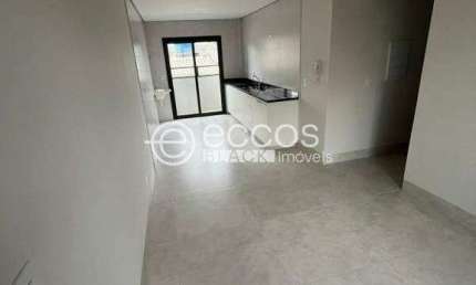 Apartamento à venda, 3 quartos, 1 suíte, 2 vagas, Tibery - Uberlândia/MG