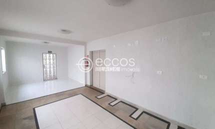 Casa comercial para aluguel, 5 vagas, Brasil - Uberlândia/MG