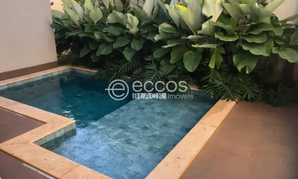 Casa em condomínio à venda, 3 quartos, 3 suítes, 2 vagas, Jardim Sul - Uberlândia/MG
