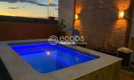Casa à venda, 3 quartos, 1 suíte, 6 vagas, Aclimação - Uberlândia/MG