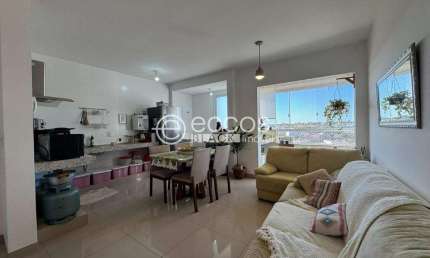 Apartamento à venda, 2 quartos, 1 suíte, 1 vaga, Presidente Roosevelt - Uberlândia/MG
