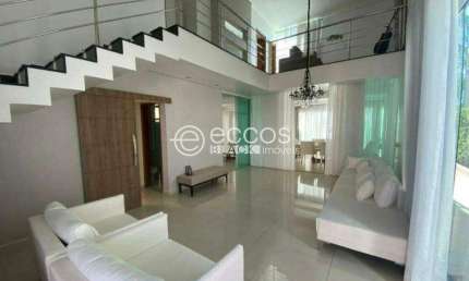Casa em condomínio para aluguel, 4 quartos, 2 suítes, 2 vagas, Gávea - Uberlândia/MG