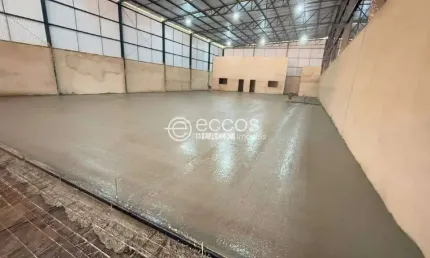 Ponto comercial para aluguel, Distrito Industrial - Uberlândia/MG