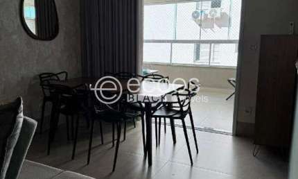 Apartamento para aluguel, 3 quartos, 2 suítes, 2 vagas, Patrimônio - Uberlândia/MG