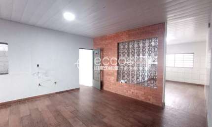 Casa para aluguel, 3 quartos, 1 suíte, 2 vagas, Martins - Uberlândia/MG