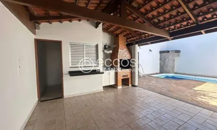Casa à venda, 3 quartos, 3 suítes, 2 vagas, Morada da Colina - Uberlândia/MG