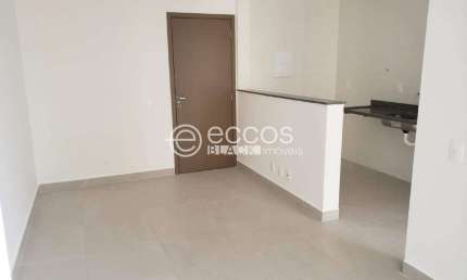 Apartamento à venda, 2 quartos, 1 suíte, 1 vaga, Jaraguá - Uberlândia/MG