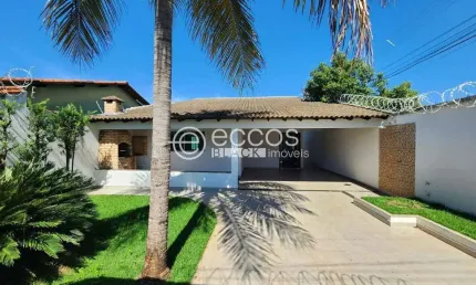Casa para aluguel, 3 quartos, 1 suíte, 3 vagas, Cidade Jardim - Uberlândia/MG