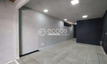 Sala comercial para alugar na Avenida Leopoldino de Oliveira, --, Centro, Uberaba