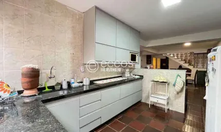 Casa à venda, 7 quartos, 2 suítes, 8 vagas, serra - belo horizonte/mg