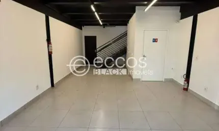 Ponto comercial para alugar na Rua Benedito Palhares, --, Saraiva, Uberlândia