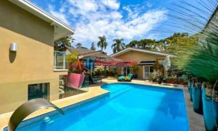 Casa Térrea para Venda no bairro Horto Florestal, 4 dorm, 4 suíte, 8 vagas, 700 m