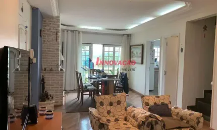 Lindo Sobrado para Venda no bairro Vila Irmãos Arnoni, 3 dorm, 1 suíte, 3 vagas, 150 m, 238 metros