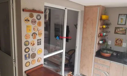 Apartamento (Apartamento Padrão) para Venda, 2 dorm(s), 1 suite(s), 2 vaga(s), 50 m²
