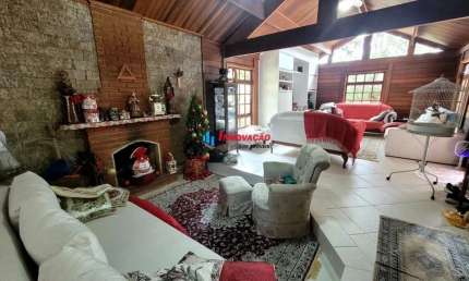 Casa (Terrea) para Venda, 3 dorm(s), 3 suite(s), 6 vaga(s), 202 m²