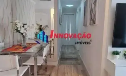 Lindo apartamento para venda, 2 dorm(s), 1 vaga(s), 49 m² repleto em armários planejados.