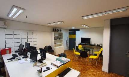 Sala comercial para alugar na Rua Dom Pedro II, Higienópolis, Porto Alegre