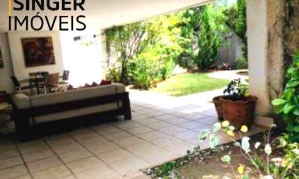 Belíssima e Impecável Casa em Condomínio, à Venda em Salvador-Ba: 3 Quartos, 3 Suítes, 2 Salas Amplas e 532 m² no Caminho das Árvores. Confira!