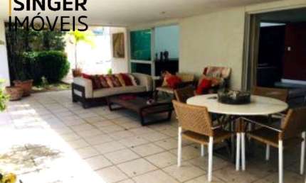 Belíssima e Impecável Casa em Condomínio, à Venda em Salvador-Ba: 3 Quartos, 3 Suítes, 2 Salas Amplas e 532 m² no Caminho das Árvores. Confira!