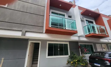 CASA À VENDA, DUPLEX, 2 QUARTOS, 3 BANH, TERRAÇO COM ÁREA GOURMET - MARECHAL HERMES