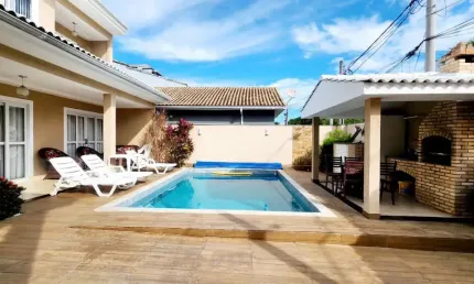 Casa à venda- moderna com piscina e área gourmet em condomínio fechado – 5 quartos e suíte master com hidro!-taquara
