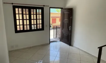 OPORTUNIDADE ÚNICA NA TAQUARA! CASA DUPLEX EM CONDOMÍNIO FECHADO - FAÇA TUDO A PÉ!