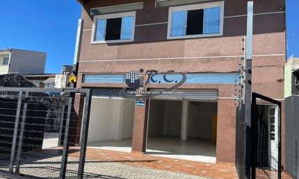 Sobrado Comercial e Residencial rua Ourizona á Venda