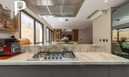 Casa com 3 dormitórios à venda, 266 m  por R  1.899.000,00 - Santo Inácio - Curitiba PR
