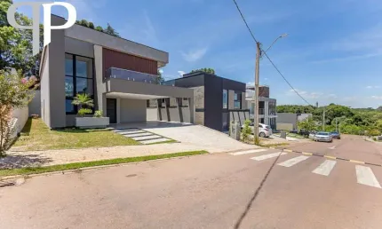 Linda casa no melhor condomínio de Campo Largo 4 dormitórios, sendo 3 suítes