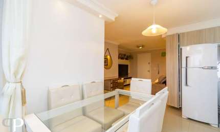 Apartamento com 2 dormitórios, vista livre, Condomínio Grand Chateau, Pinhais PR