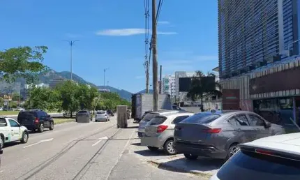 Sala em recreio dos bandeirantes  -  rio de janeiro