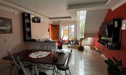 Sobrado com 4 dormitórios à venda, 168 m² por R$ 800.000 - Cambiju - Itapoá/SC