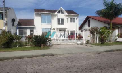 Casa com 5 quartos à venda na Avenida das Pitangueiras, 100, Daniela, Florianópolis