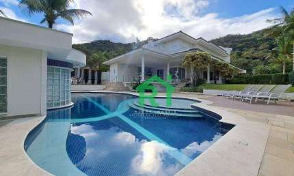 Casa com 5 Dormitórios, (5 Suítes), 4 Vagas, Condomínio fechado, Lazer, Enseada, Guarujá/SP