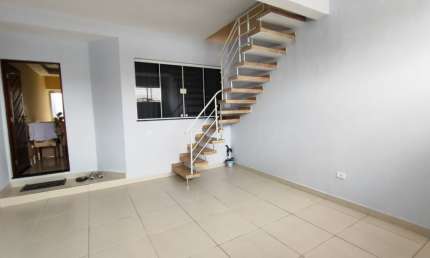 Sobrado com 125m² com 2 vagas de garagem no Itaim Paulista