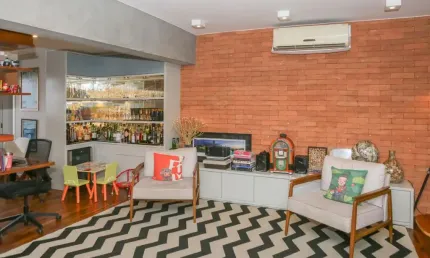 Apartamento mobiliado para alugar com 115m², 2 quartos e 1 vaga