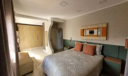 Casa com piscina no centro de ubatuba - litoral norte de são paulo