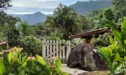 Chácara em local sossegado no ubatumirim, com 1.000 m²  de terreno e ampla residência