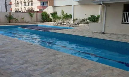 Apartamento de 2 dormitórios com mobilia para locação nas toninhas, ubatuba, s.p.