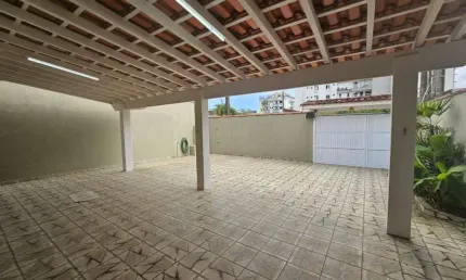 Casa com 3 dormitórios + edícula à venda em ubatuba- centro