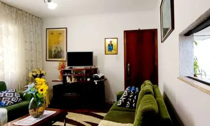Apartamento com 3 dormitórios + garagem fechada, À VENDA, no Marapé
