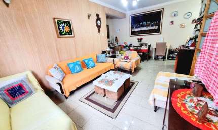 Apartamento com 2 dormitórios + dependência, À VENDA na Encruzilhada
