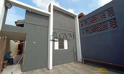 Casa Geminada 2 dorms, 1 suíte, Caiçara, Praia Grande