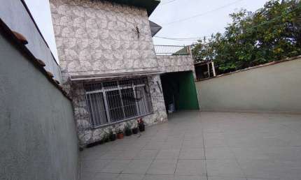 Casa com 2 quartos à venda na Rua Síria, 01, Parque Bitaru, São Vicente