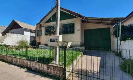 Casa com 3 quartos à venda na Pedro Hulmann, 194, COHAB, Cachoeirinha por R$ 200.000