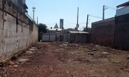 Terreno à venda, 480 m² por R$ 390.000,00 - Aeroporto - Londrina/PR