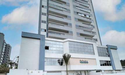 Apartamento mobiliado com 3 dormitórios sendo suítes no Fazenda em Itajaí